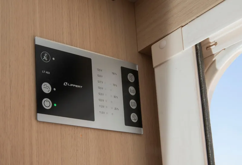 Panel de control de la caravana VDK V400L
